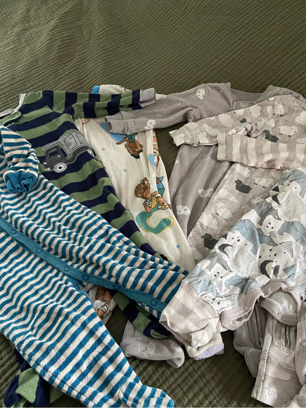 Carter's Kids Pajama Set of 6 - Blue, Green, Gray, White